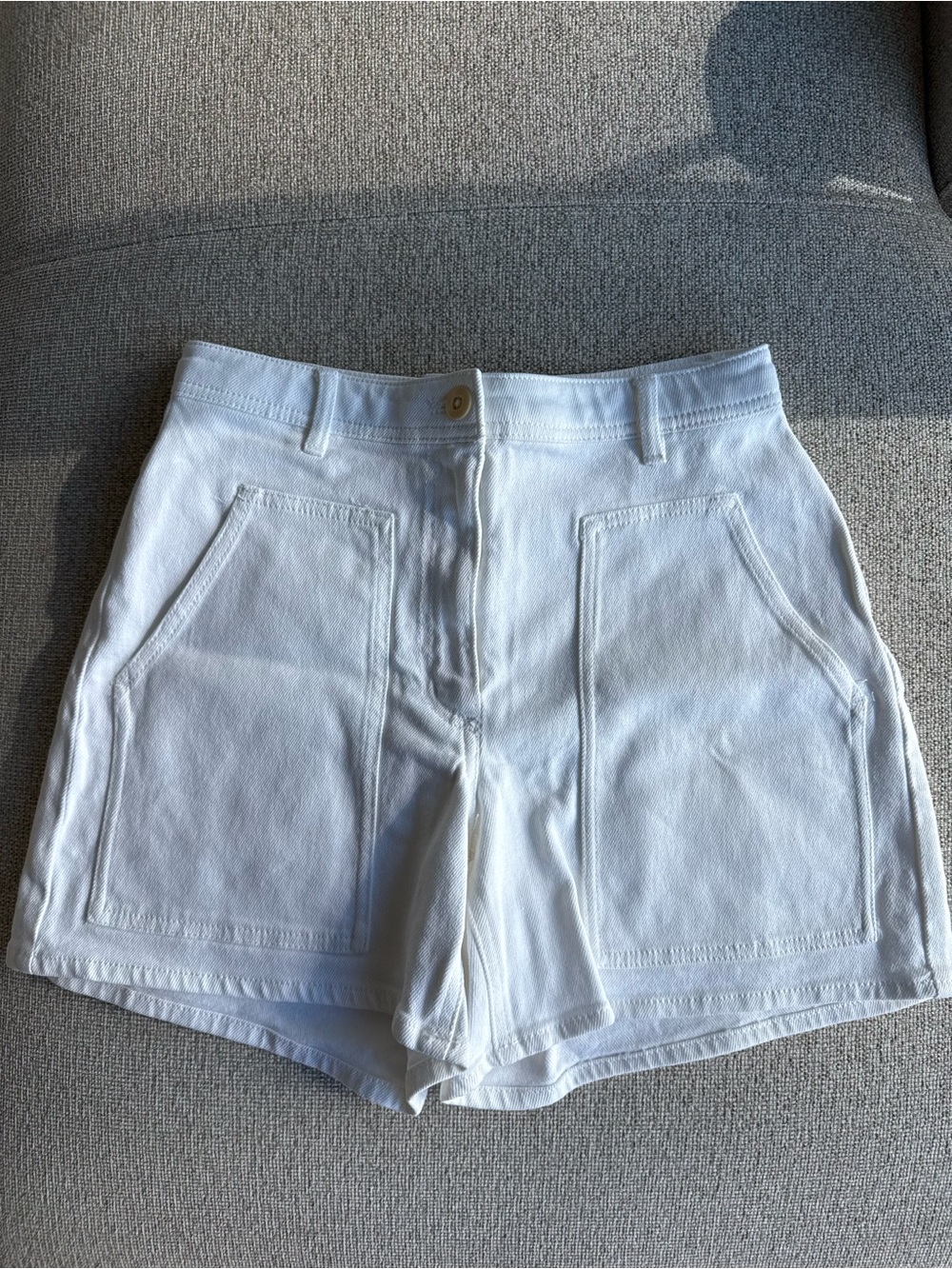 Wilfred White High-Waist Front-Pocket Cotton Shorts